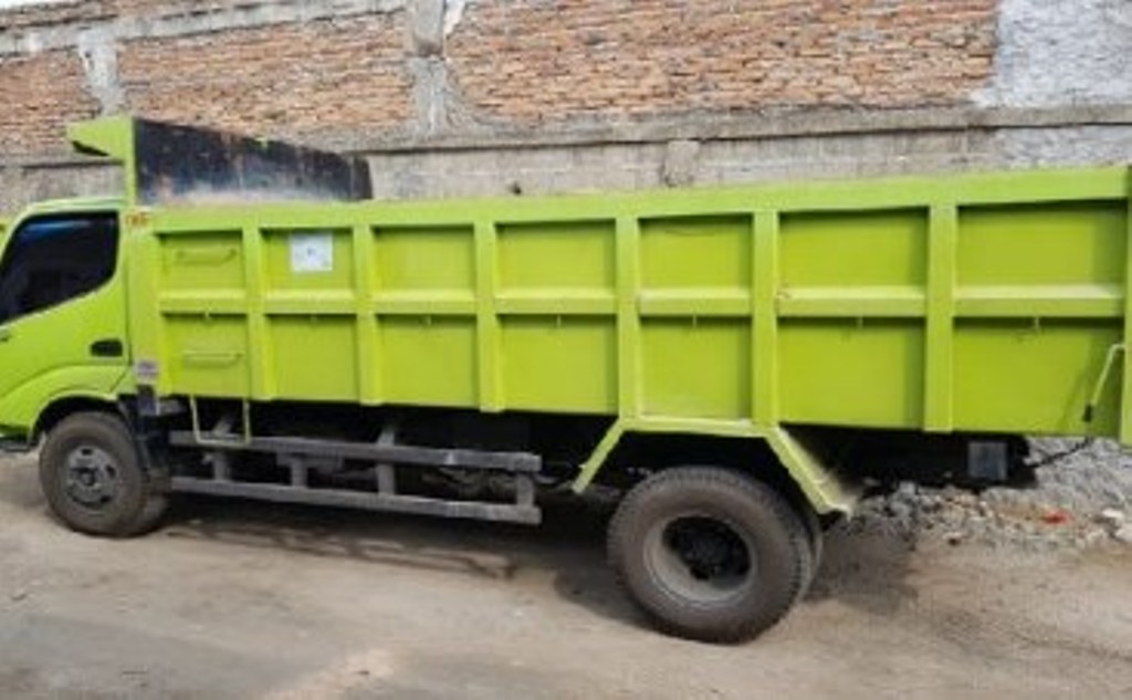 Sewa Dump Truck dan Jual Pasir Putih di Pamulang Barat Hubungi 08118168989