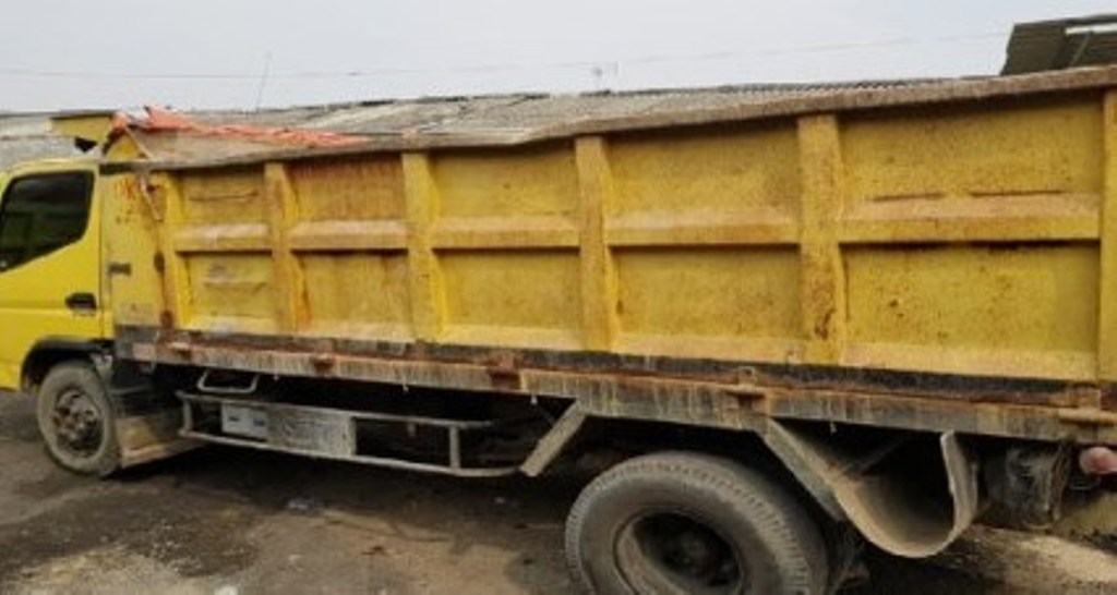 Sewa Dump Truck dan Jual Pasir Putih di Curug Tangerang Hubungi 08118168989