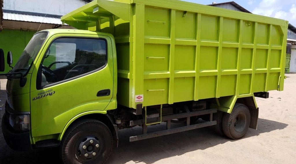 Sewa Dump Truck dan Jual Pasir Putih di Utan Kayu Utara Hubungi 08118168989