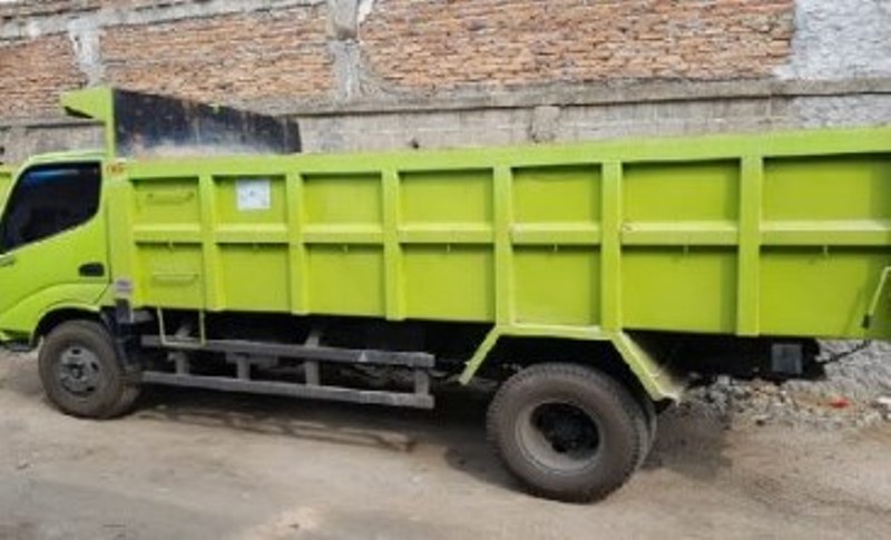 Sewa Dump Truck dan Jual Pasir Putih di Dukuh Hubungi 08118168989