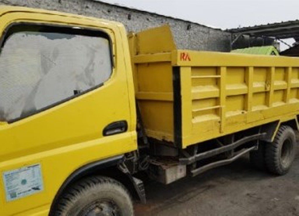 Sewa Dump Truck dan Jual Pasir Putih di Cikampek Hubungi 08118168989