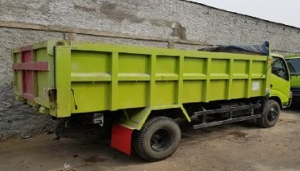 Sewa Dump Truck Jual Pasir Putih Jual Baja Ringan Karet Hub 08118168989
