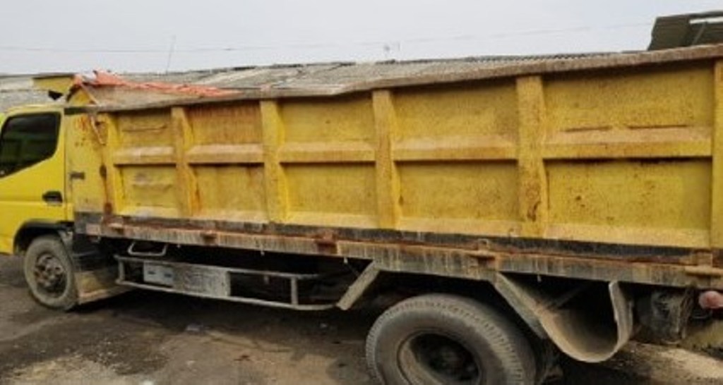 Sewa Dump Truck Jual Pasir Putih Jual Baja Ringan Kamal Hub 08118168989